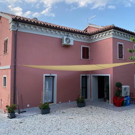B&B La Grancia Chiaravalle Marche Eksteriør bilde